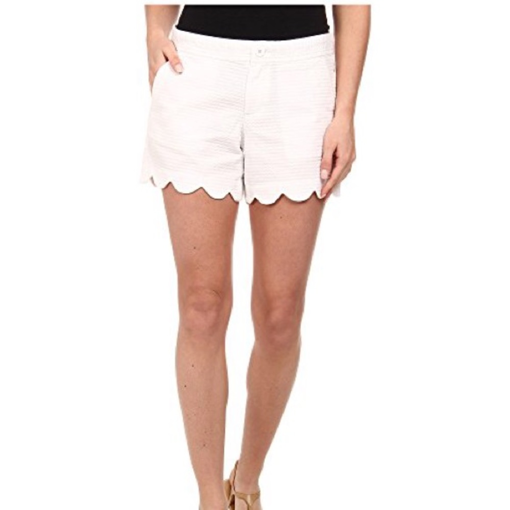 BRAND NEW SZ16 Lily Pulitzer White Scalloped Short